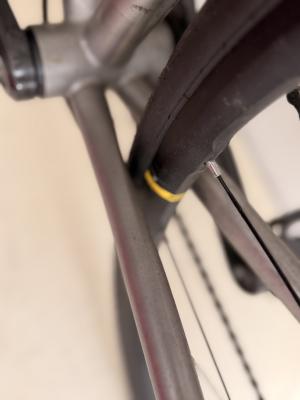 Genesis Volare 931 Disc — genesis volare seat tube cable